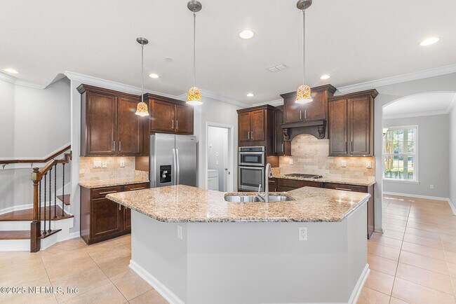 Building Photo - 352 Magnolia Creek Walk