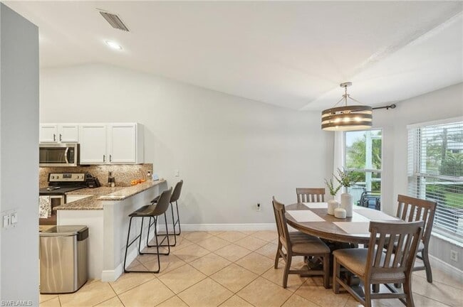 Building Photo - 3717 Agualinda Blvd