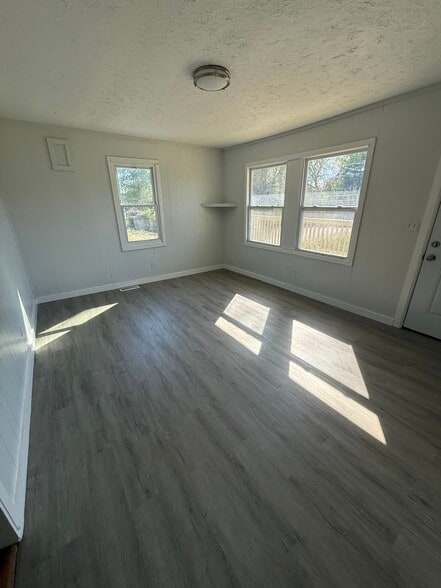 Building Photo - 5740 Dodson Ferry Rd