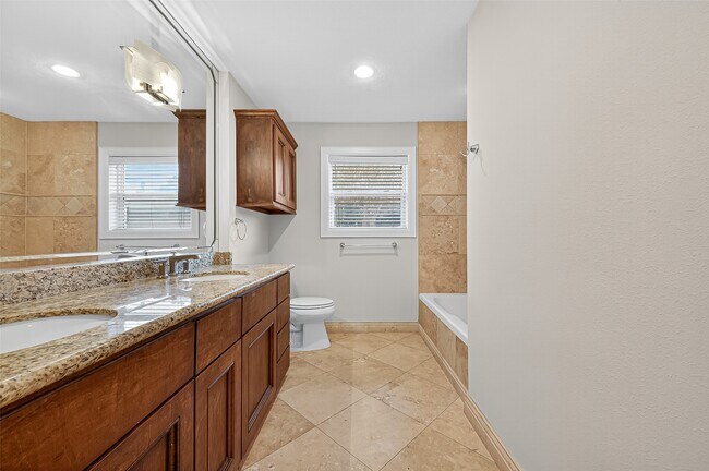 Building Photo - 7223 Alderney Dr