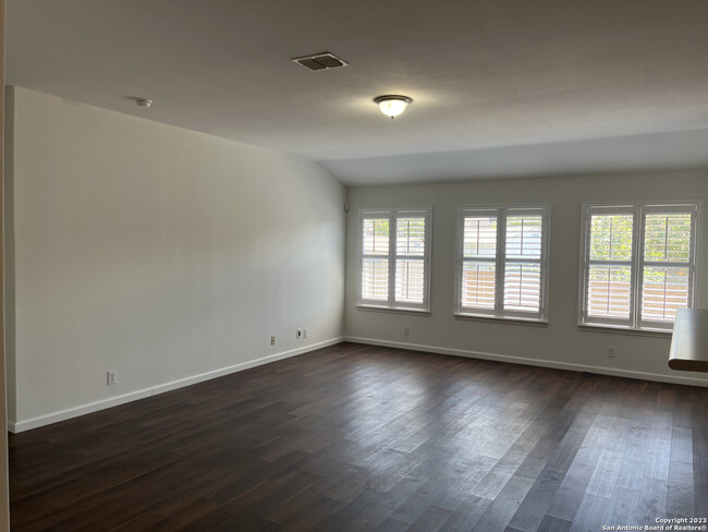 Building Photo - 9626 Justice Ln