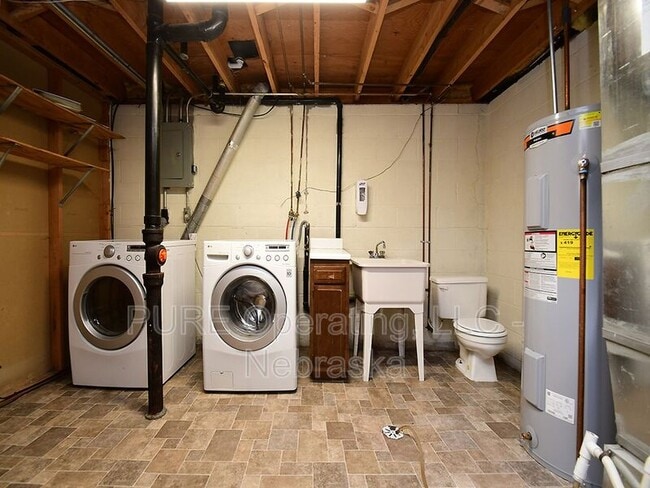 Building Photo - 2511 N 143rd Ave
