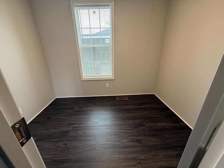 Building Photo - 7 First St. Unit 7