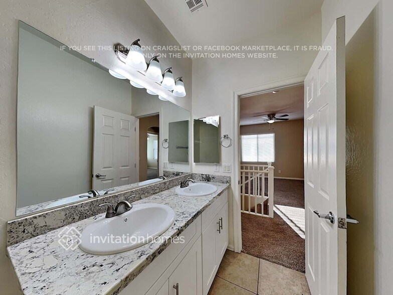 Building Photo - 19147 E Pelican Dr