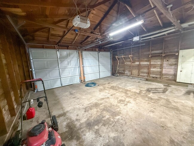 Building Photo - 2bd/1.75ba Lynnwood Home
