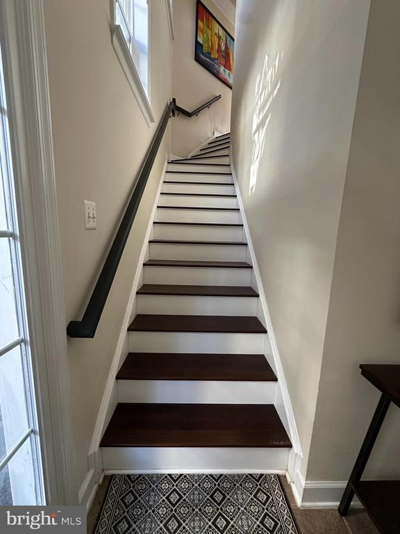 Building Photo - 13846 Greendale Dr