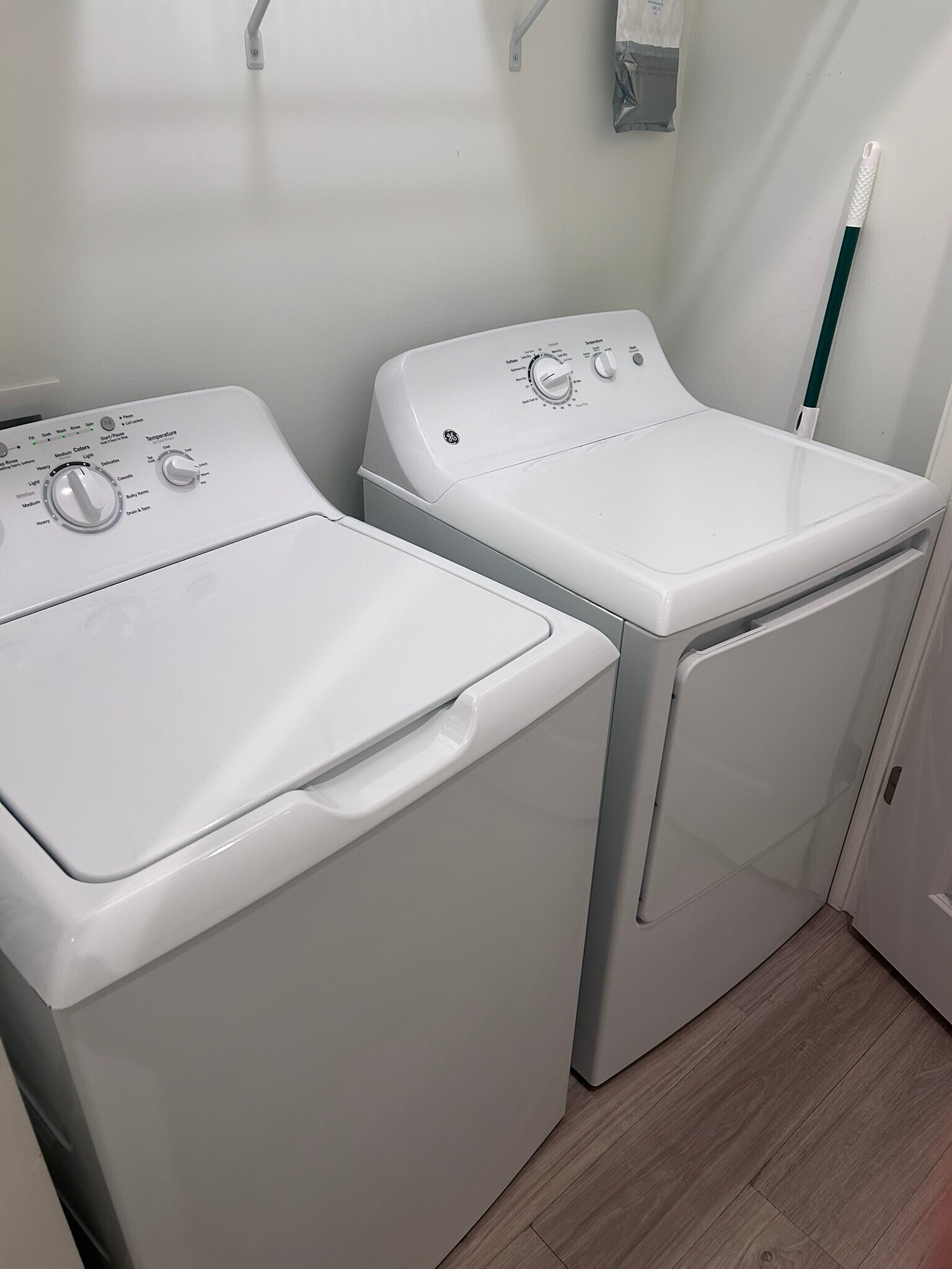 Building Photo - 100 Taylor Cottage Cv