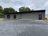 Building Photo - 508 Hoover St