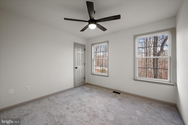 Building Photo - 209 Winchester Dr