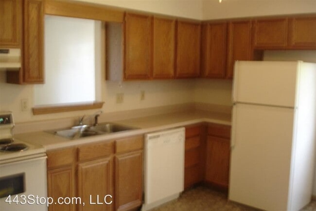 Building Photo - 4000 Imperial Ct