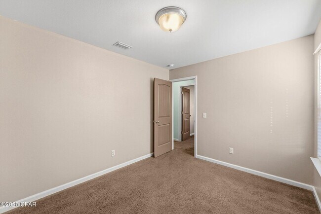 Building Photo - 3709 Tiki Dr