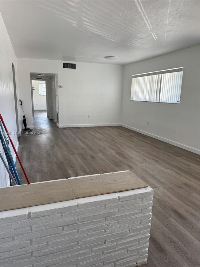 Building Photo - 12175 NE 19th Ave