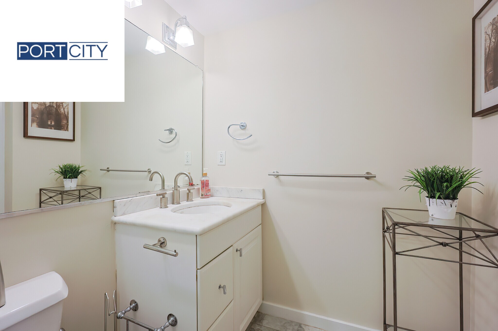 Building Photo - 15 N Beacon St