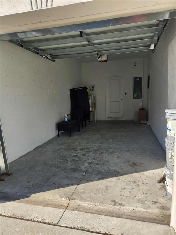 Building Photo - 10488 Shady Preserve Dr