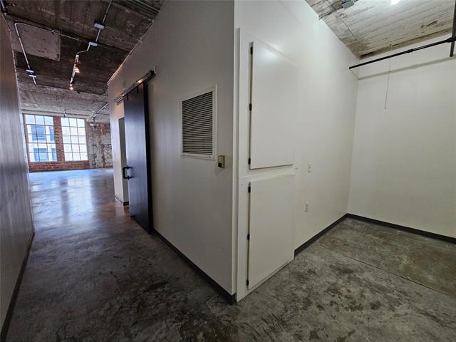 Building Photo - 1122 Jackson St