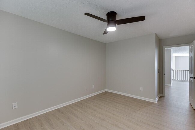 Building Photo - 5570 Cannonero Dr