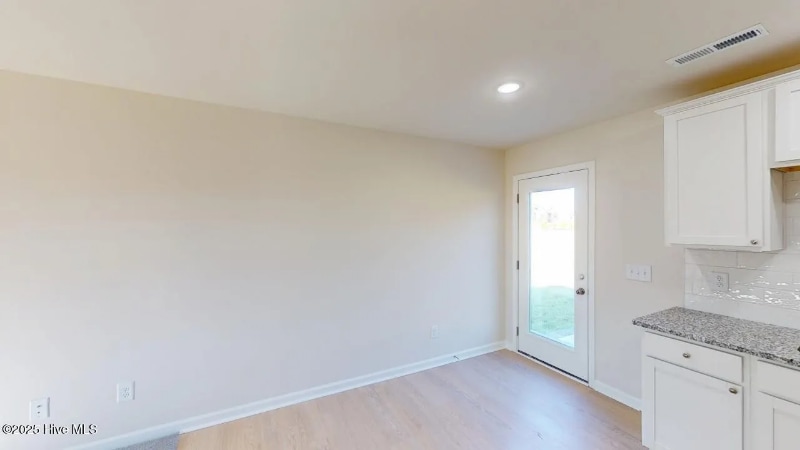 Building Photo - 108 Sandy Springs Dr