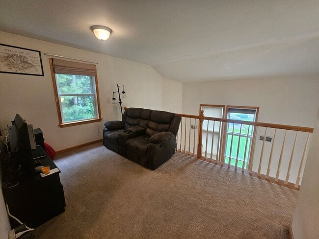 Building Photo - 751 Galen Dr