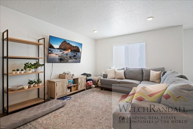 Building Photo - Great Space, Great Location - 3 BR Lehi Townhome! ** MOVE-IN SPECIAL **