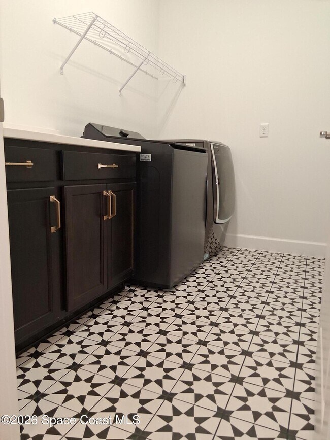 Building Photo - 9292 Machin Pl