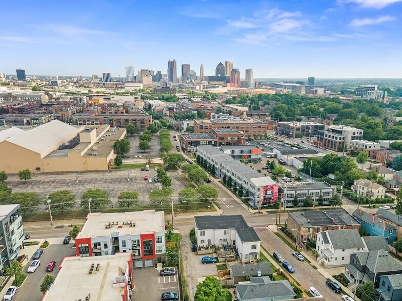 Building Photo - 950 N 6th St