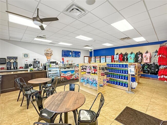 Building Photo - 2942 Buccaneer Palm Rd