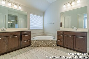 Building Photo - 1239 Yaupon Loop