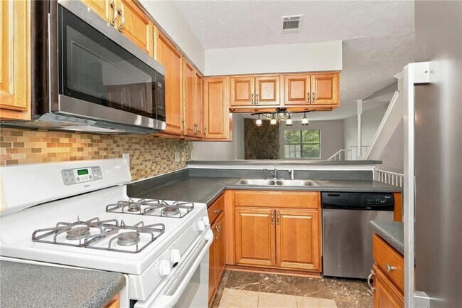 Building Photo - 6661 Witherington Ct NW