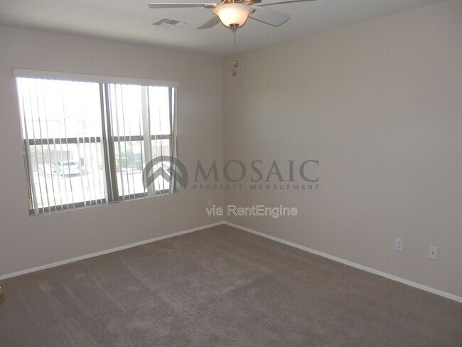Building Photo - 1167 S Fargo Ct