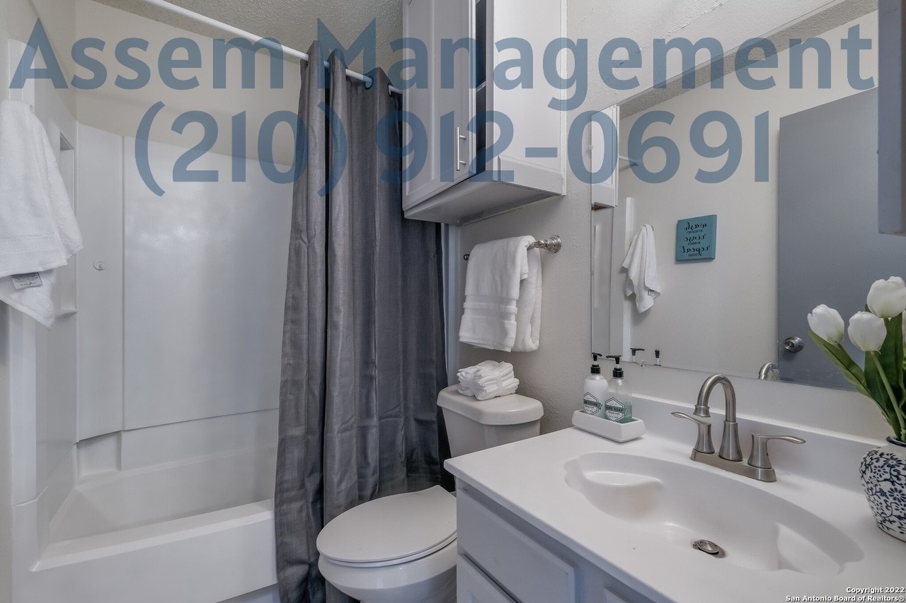 Building Photo - 7166 Gallery Ridge