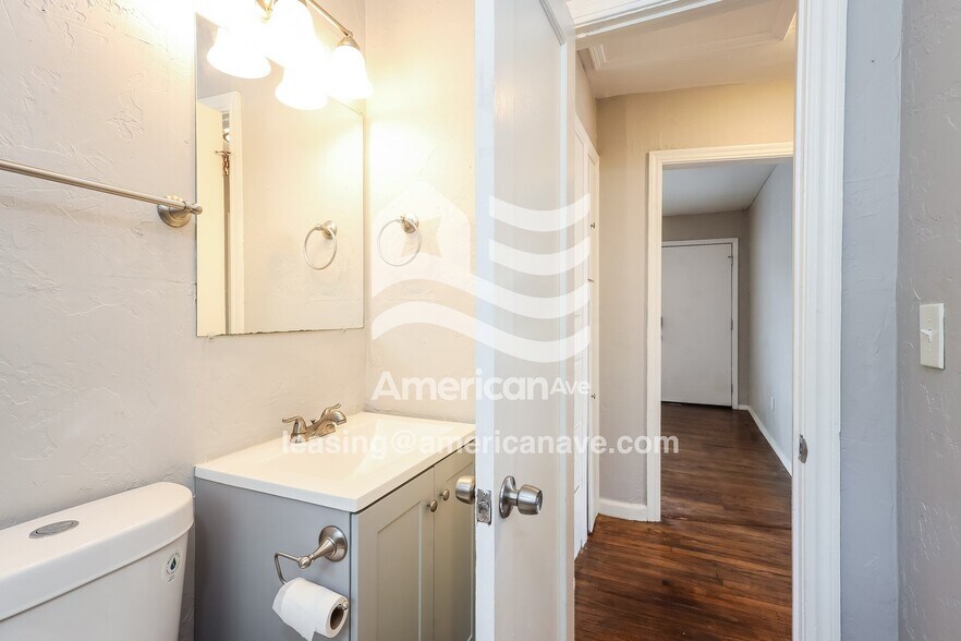 Building Photo - 3316 Pioneer Ave