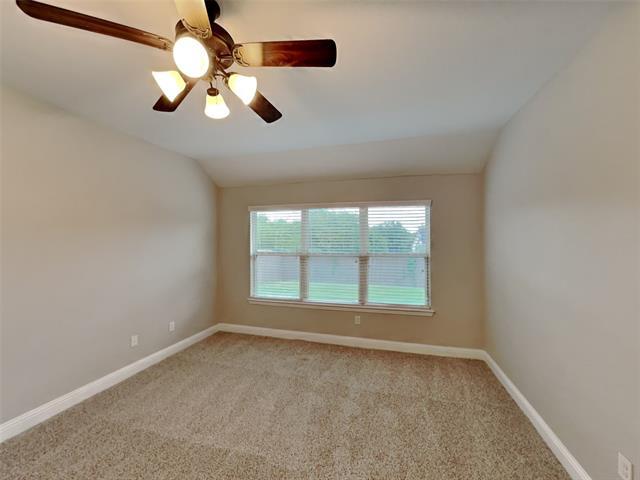 Building Photo - 405 Bentley Dr