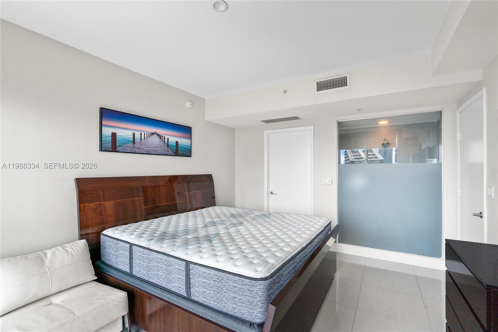 Building Photo - 92 SW 3rd St