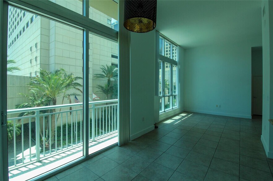Building Photo - 9055 SW 73rd Ct