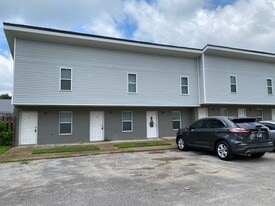 Building Photo - 961 Old Hickory Blvd