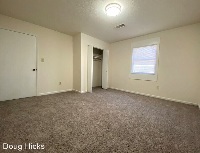 Building Photo - 4 br, 2 bath House - 1119 Kentucky Street