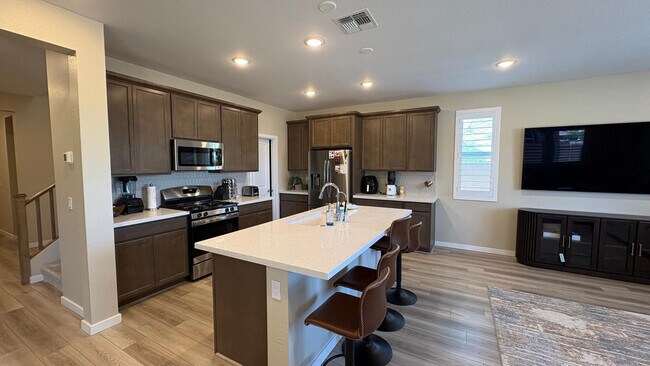 Building Photo - 17744 W Cassia Way