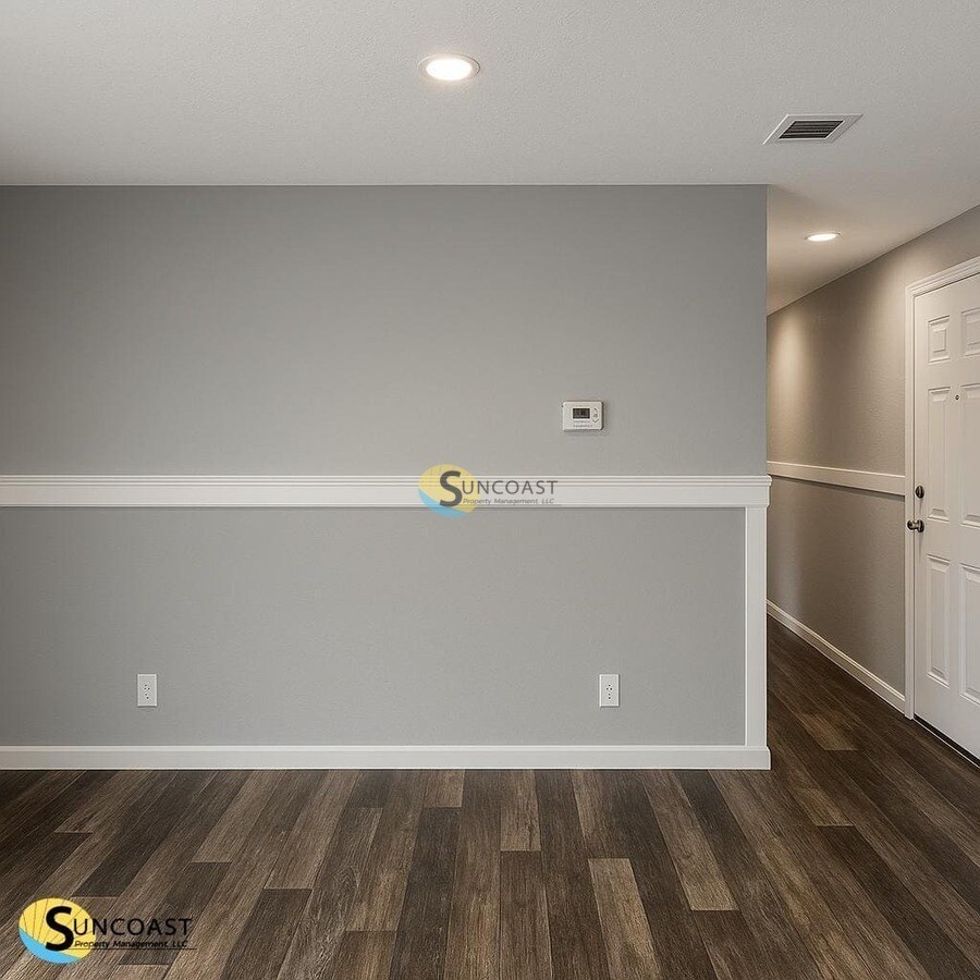 Building Photo - 6568 Coolidge St