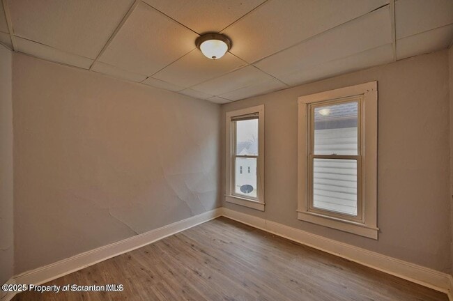 Building Photo - 1416 Capouse Ave