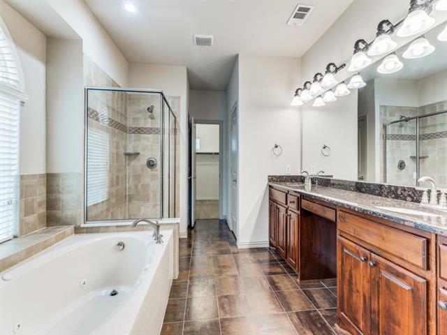 Building Photo - 3545 Bellaire Ct