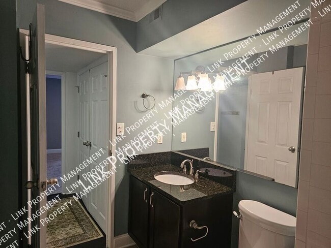 Building Photo - 1131 Stringers Ridge Rd