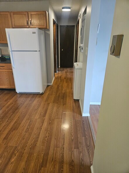 Building Photo - 30 Enfield St