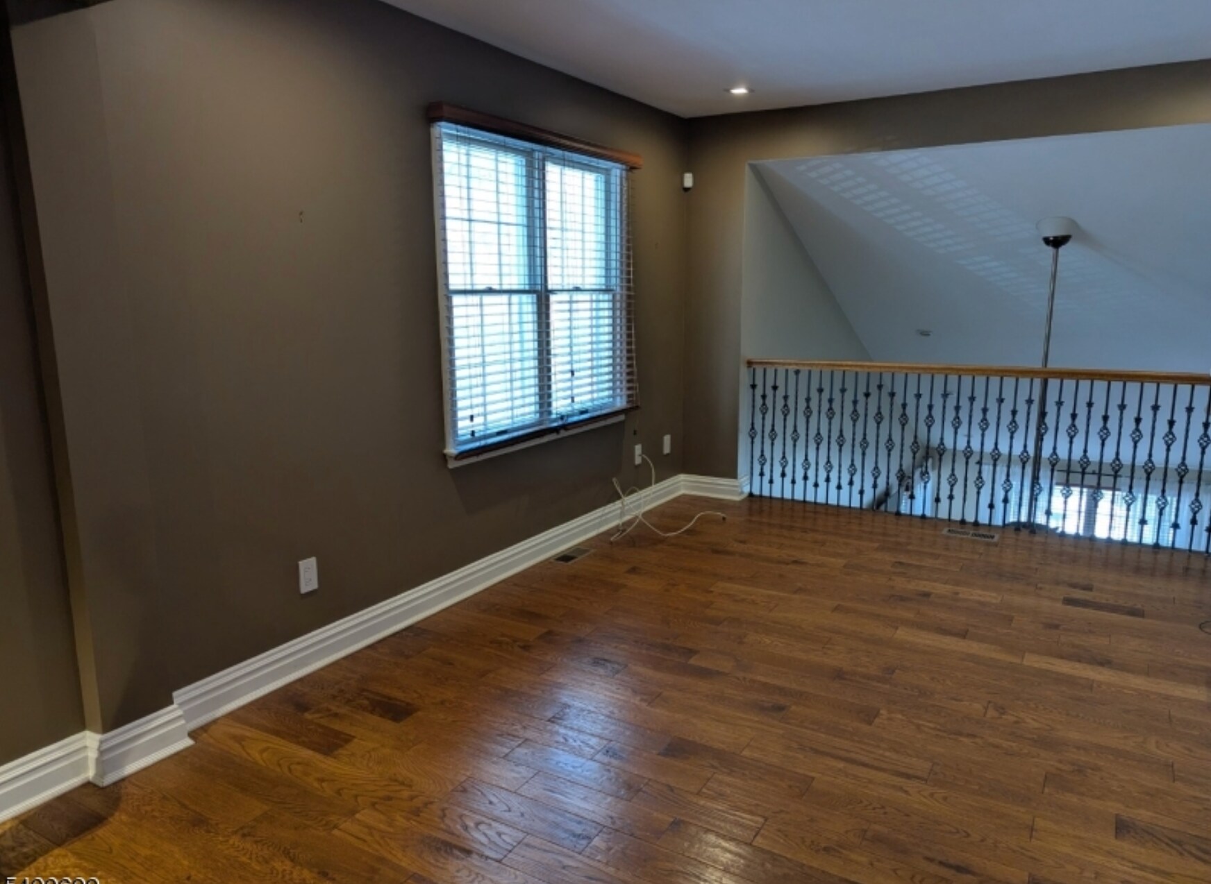 Building Photo - 47 Eton Ct