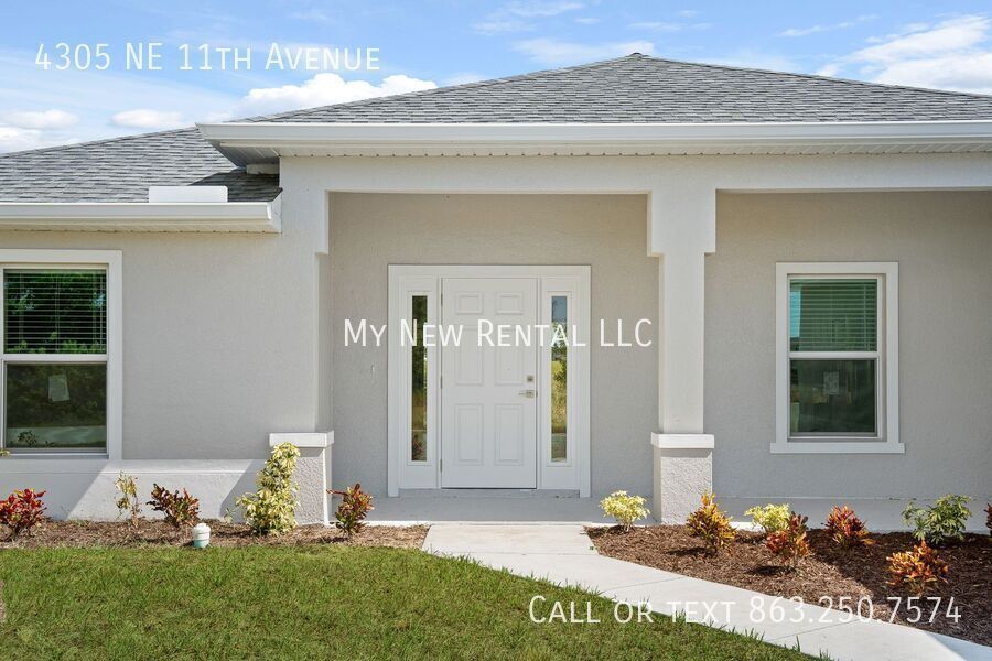 Building Photo - 4305 NE 11th Ave