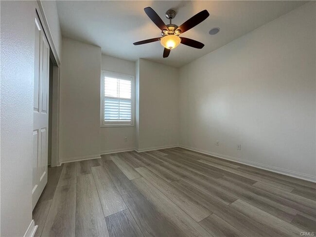 Building Photo - 91 Splendor
