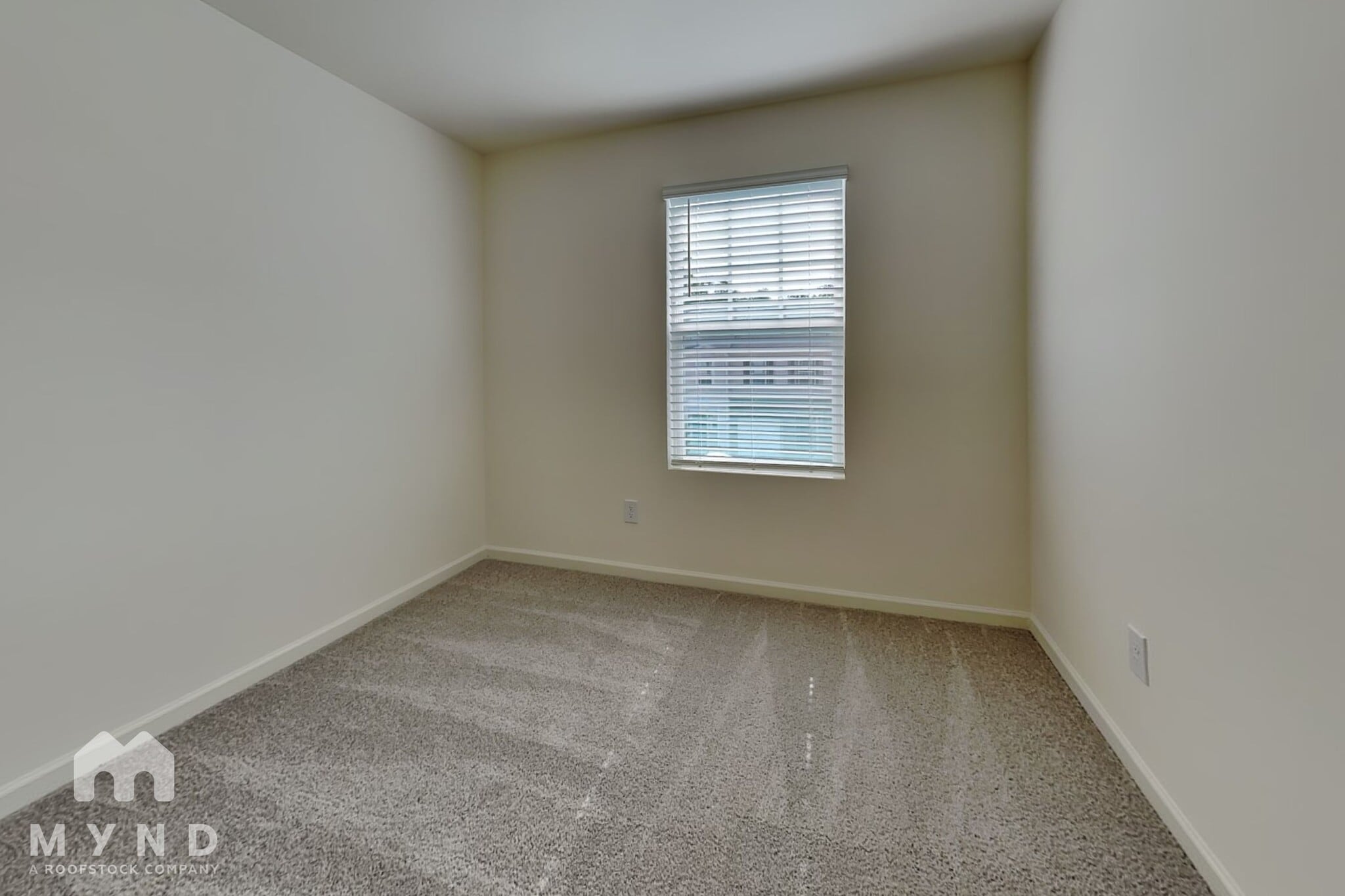 Building Photo - 3042 Fulong Dr