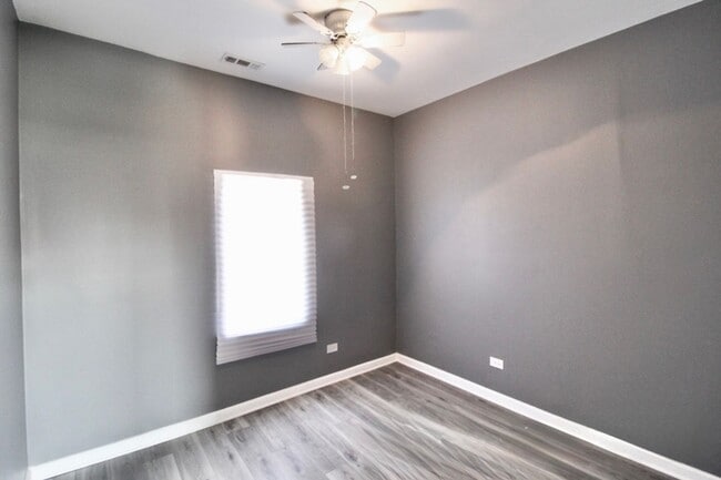 Building Photo - 2457 W 47th Pl