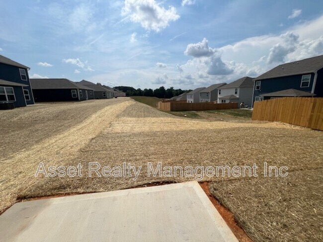 Building Photo - 3031 Nicole Cir