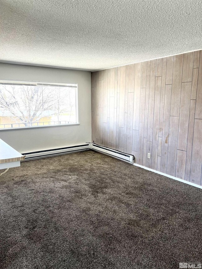 Building Photo - 5020 Tahiti Wy
