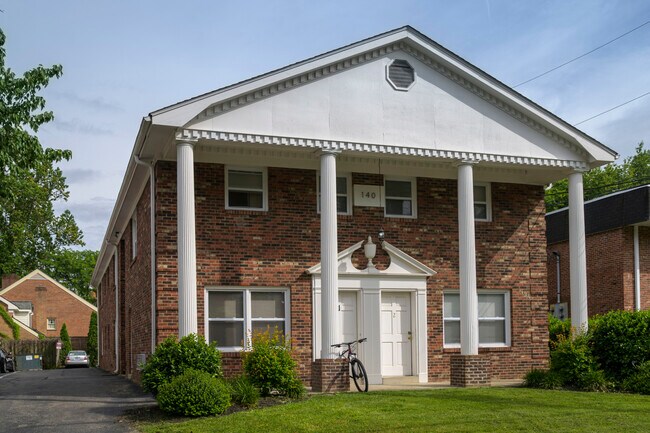 Primary Photo - 140 Kentucky Ave